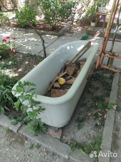 Ванна керамическая