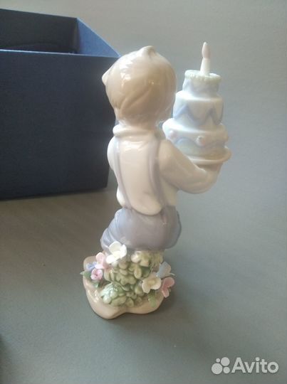 Фарфоровая статуэтка новая Раvone дети