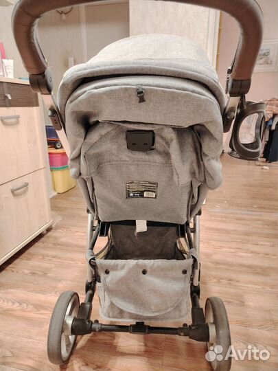 Коляска прогулочная carrello vista