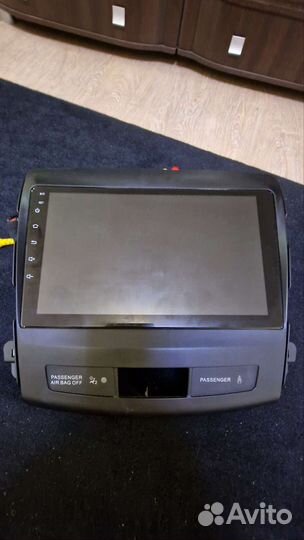 Магнитола с рамкой для Mitsubishi Outlander