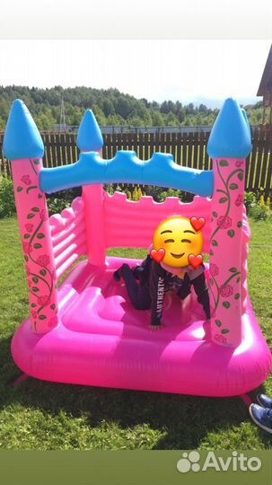 Надувной замок. Батут. ELC
