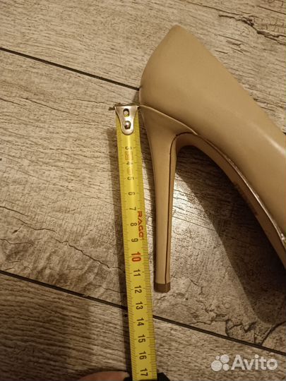 Туфли женские 38 размер бежевые aldo