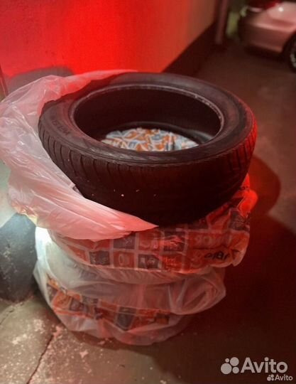 Nokian Tyres WR SUV 3 235/55 R20 105H