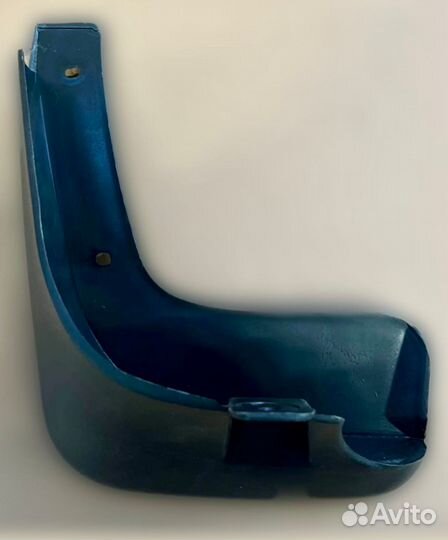 Передний левый брызговик Lachetti(седан) /Gentra