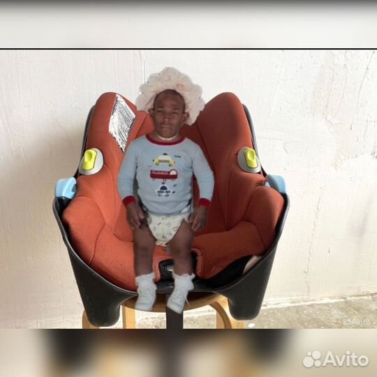 Автокресло 0+