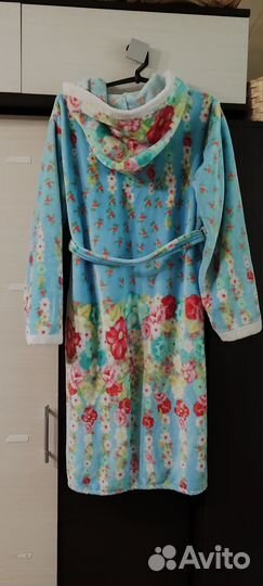 Халат женский теплый на молнии с капюшоном48-50