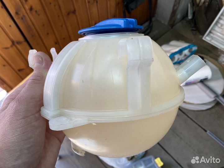 Бачок расширительный VAG оригинал