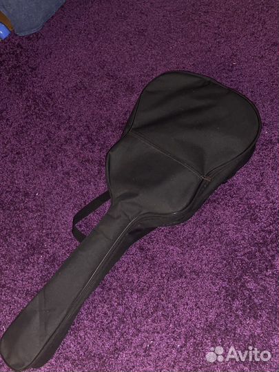 Акустическая гитара