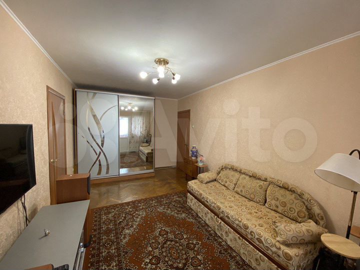 2-к. квартира, 49 м², 2/5 эт.