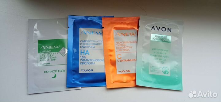 Косметика женская Avon