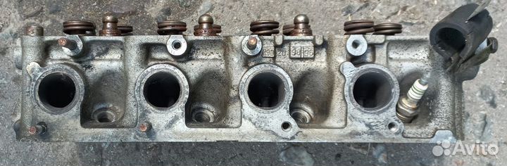 Головка блока Опель 2.0л 8 клапанная R90209896