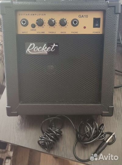 Гитарный комбоусилитель rocket GA-10