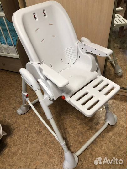 Детский столик