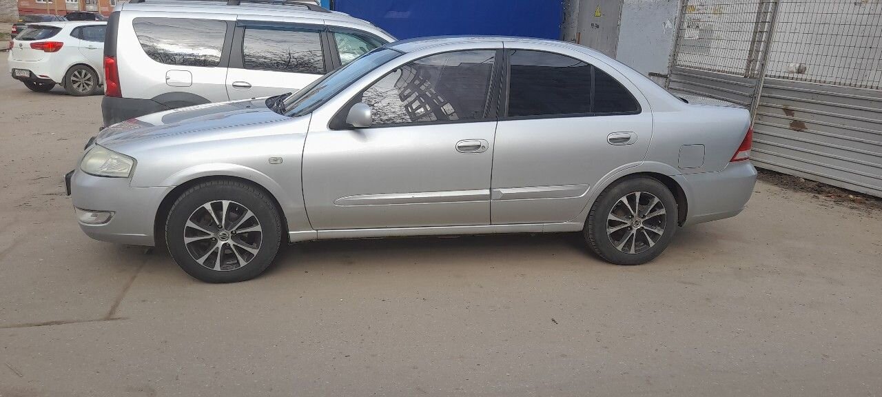 Nissan Almera Classic: фото владельца