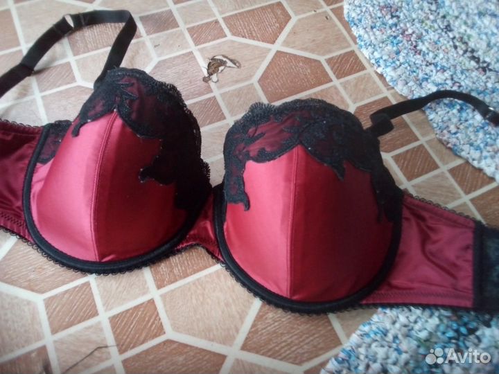 Бюстгальтеры