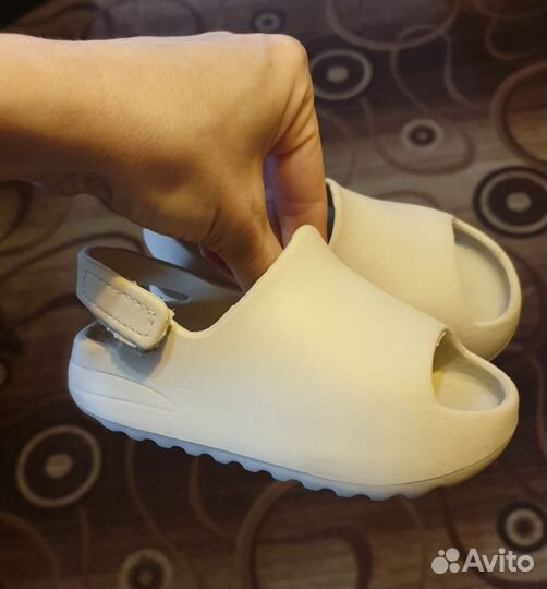 Детская обувь