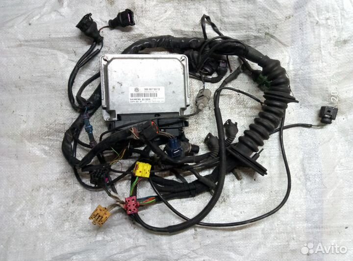 Блок управления двигателем(эбу) Фольксваген