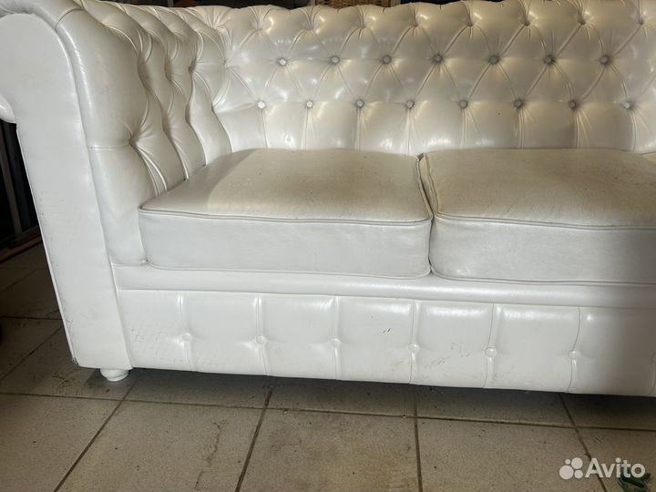 Диван честер бу