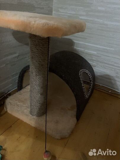 Домик для кошки с когтеточкой