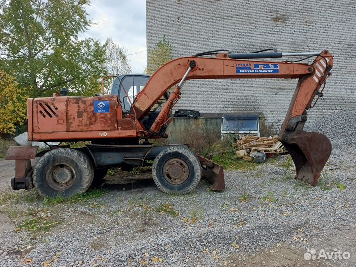 Услуги экскаватора