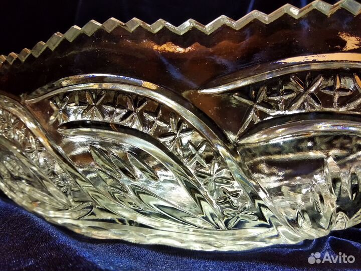 Хрустальная ваза-ладья