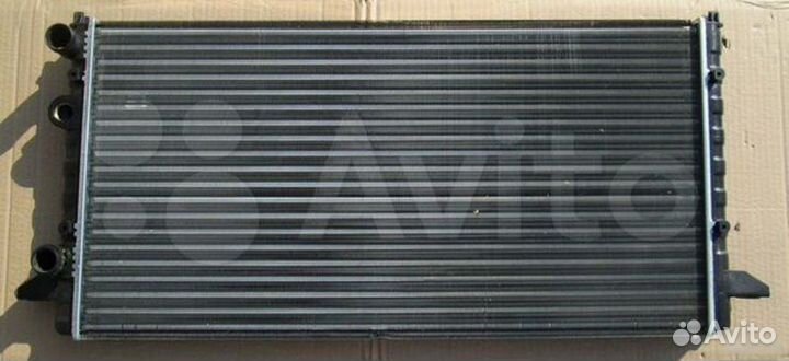 Радиатор Volkswagen Passat