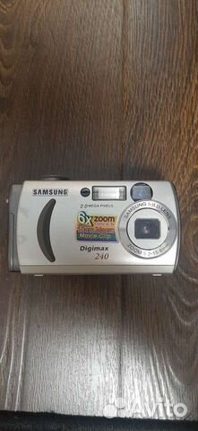 Компактный фотоаппарат