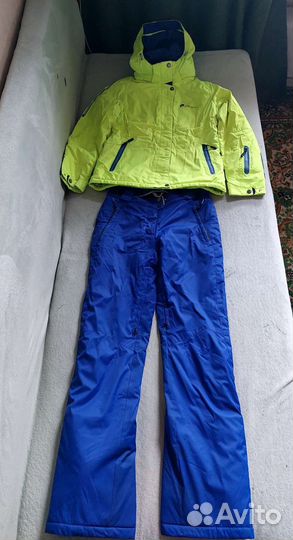 Костюм горнолыжный женский 42-44 размер