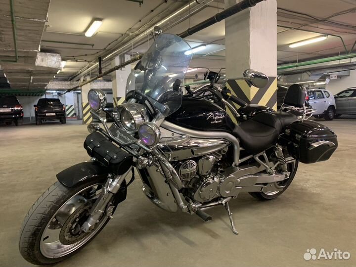 Hyosung gv650 Aquila