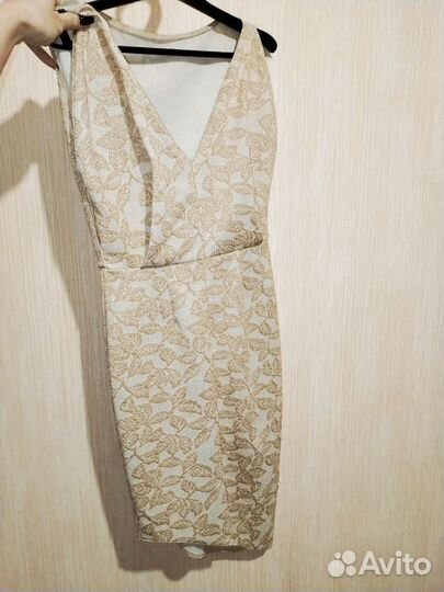 Платье женское 42 44