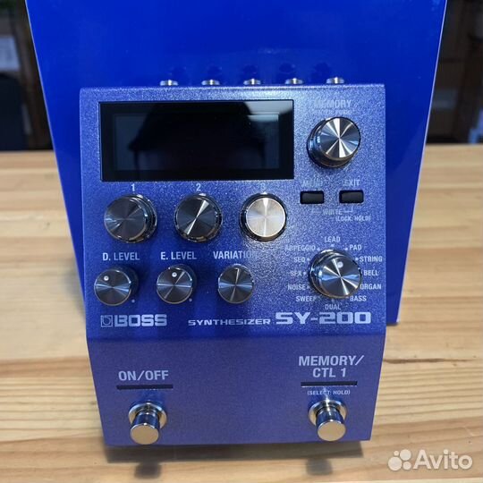 Boss Synthesizer SY-200