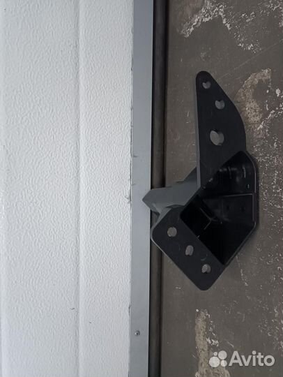 Кронштейн правой фары Haval Jolion