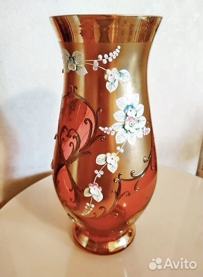 Ваза для цветов. Богемское стекло, Чехия