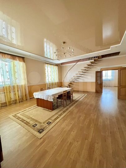 Дом 150 м² на участке 5 сот.