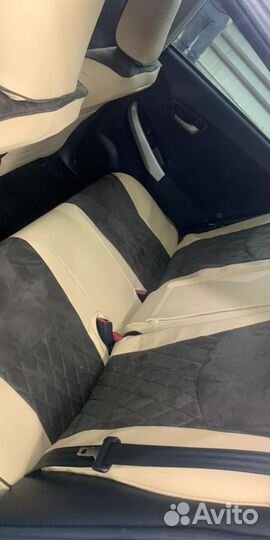 Чехлы на Toyota Prius 30 Индивидуальный пошив