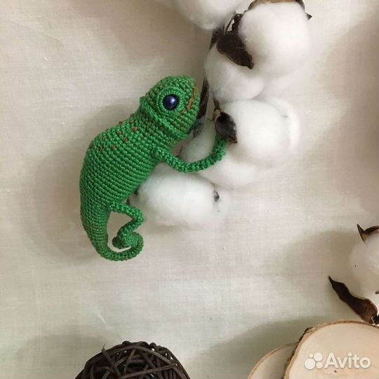 Хамелеончик вязаная игрушка
