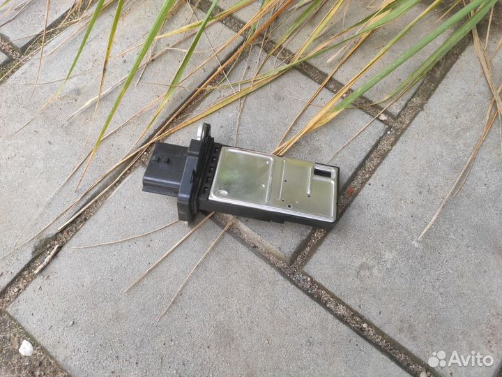 Расходомер воздуха Nissan X-Trail T31 2.0 2008