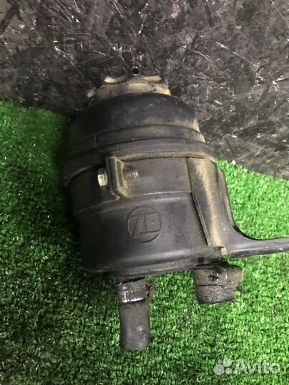 Бачок гидроусилителя Bmw 5-Series E39 M52B25 1