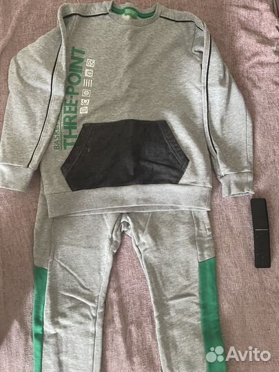 Спортивный костюм