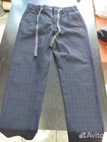 Брюки мужские,можно в школу,29р