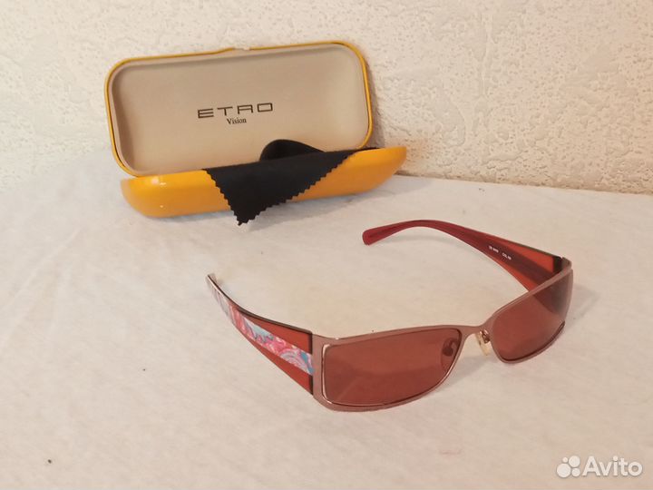 Солнцезащитные очки Etro