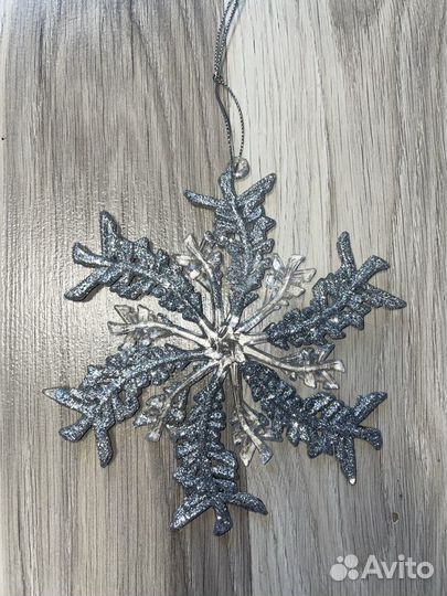 Елочные игрушки