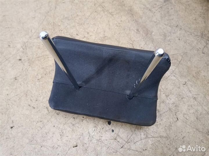 Подголовник задний KIA Sorento XM