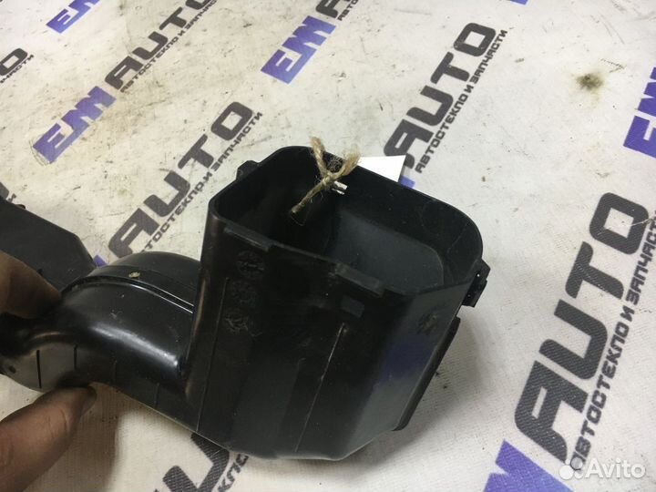 Воздуховод отопителя Мазда сх7