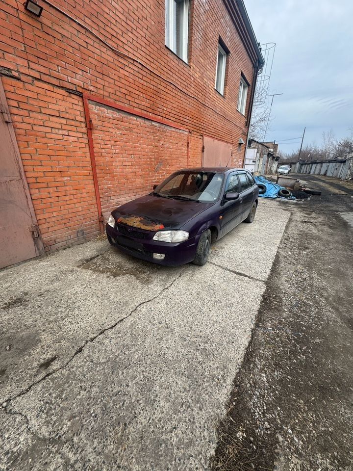 Mazda 323: фото владельца