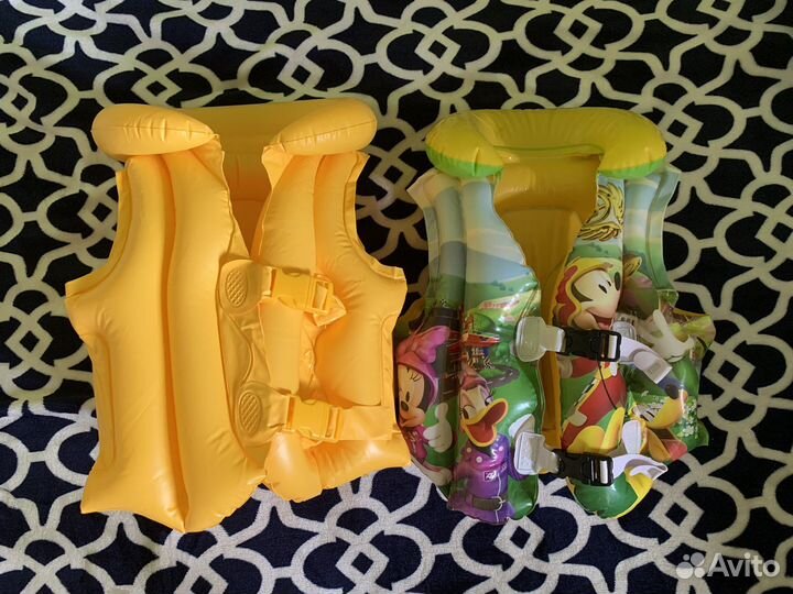 Жилет надувной и круг для плавания пакетом