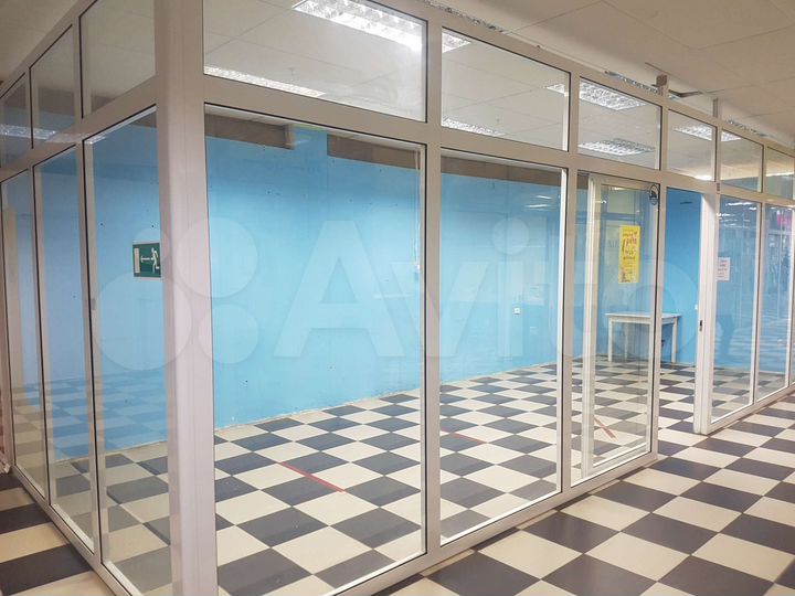 Торговая площадь, 27 м²