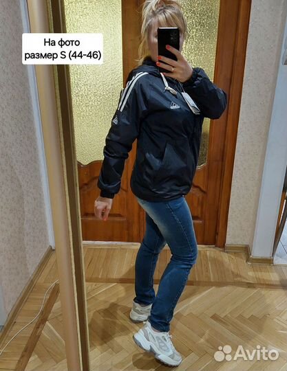 Женская ветровка Adidas