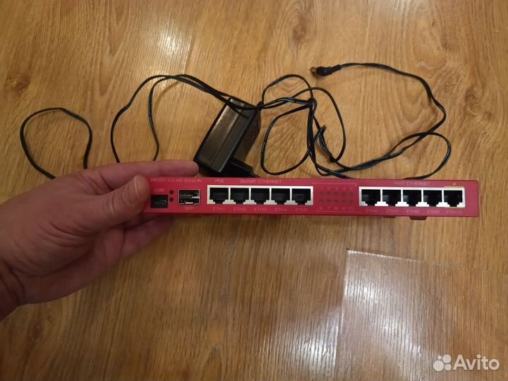 Wi-Fi роутер MikroTik RB2011UiAS-2HnD-IN