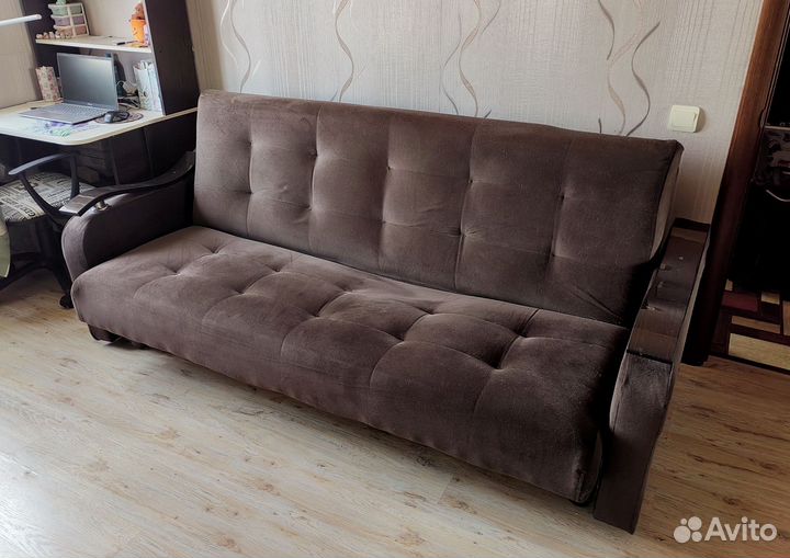 Диван книжка бу
